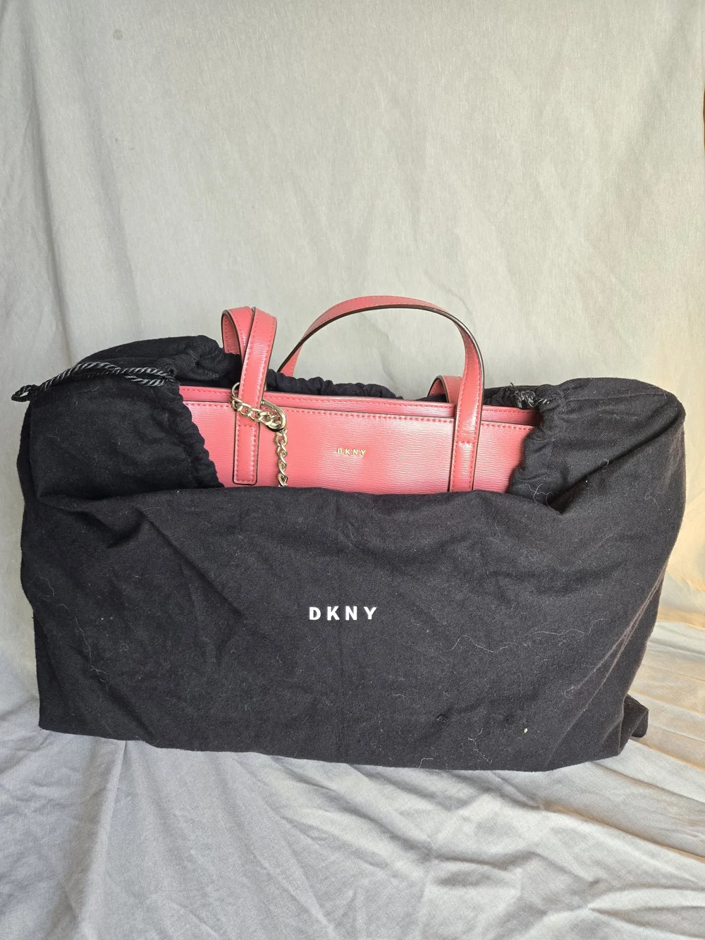 ✨ DKNY Bryant Medium Saffiano Leather Shop Tote With Dust Bag in Bright Red ✨ - Picture 8 of 8